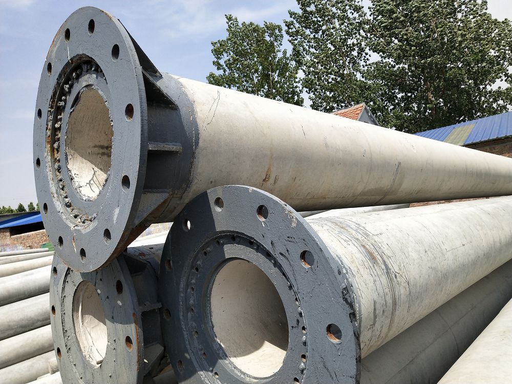 Diagram of cement pole with flange at root with large bending moment