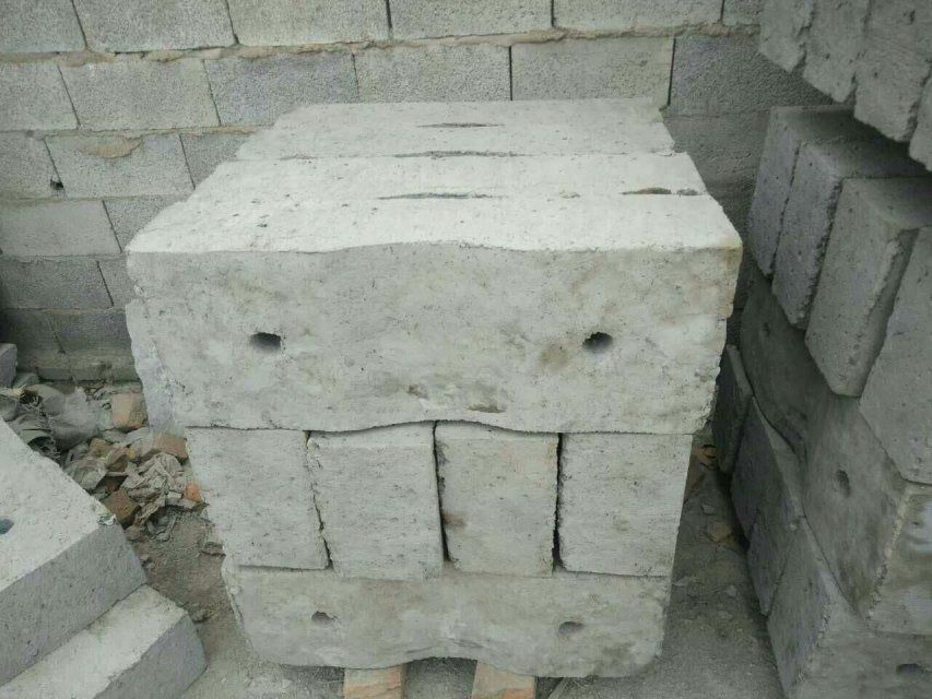 Cement pole cement chuck